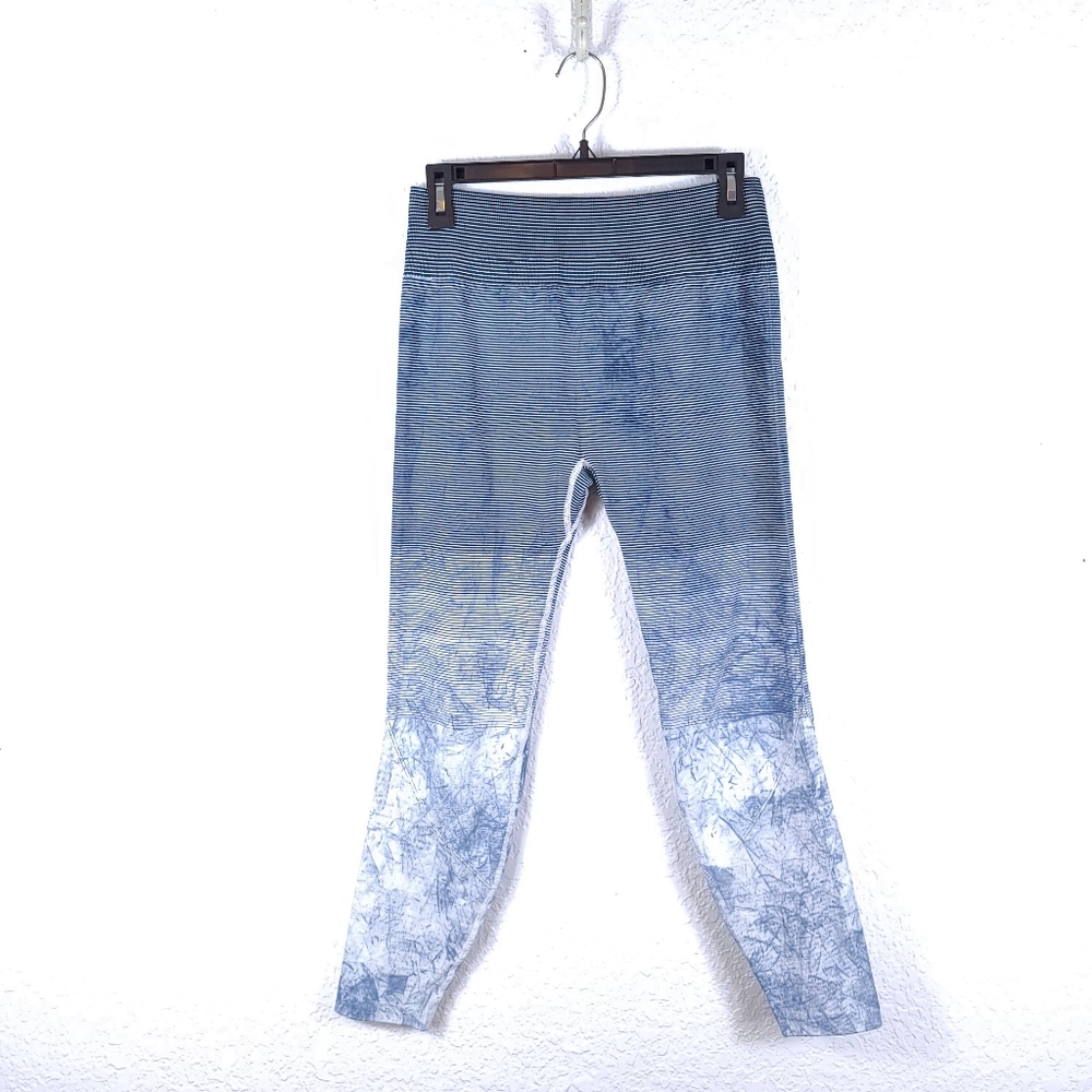 LULULEMON Ebb To Train Tight Wash Leggings - Picture 4 of 13